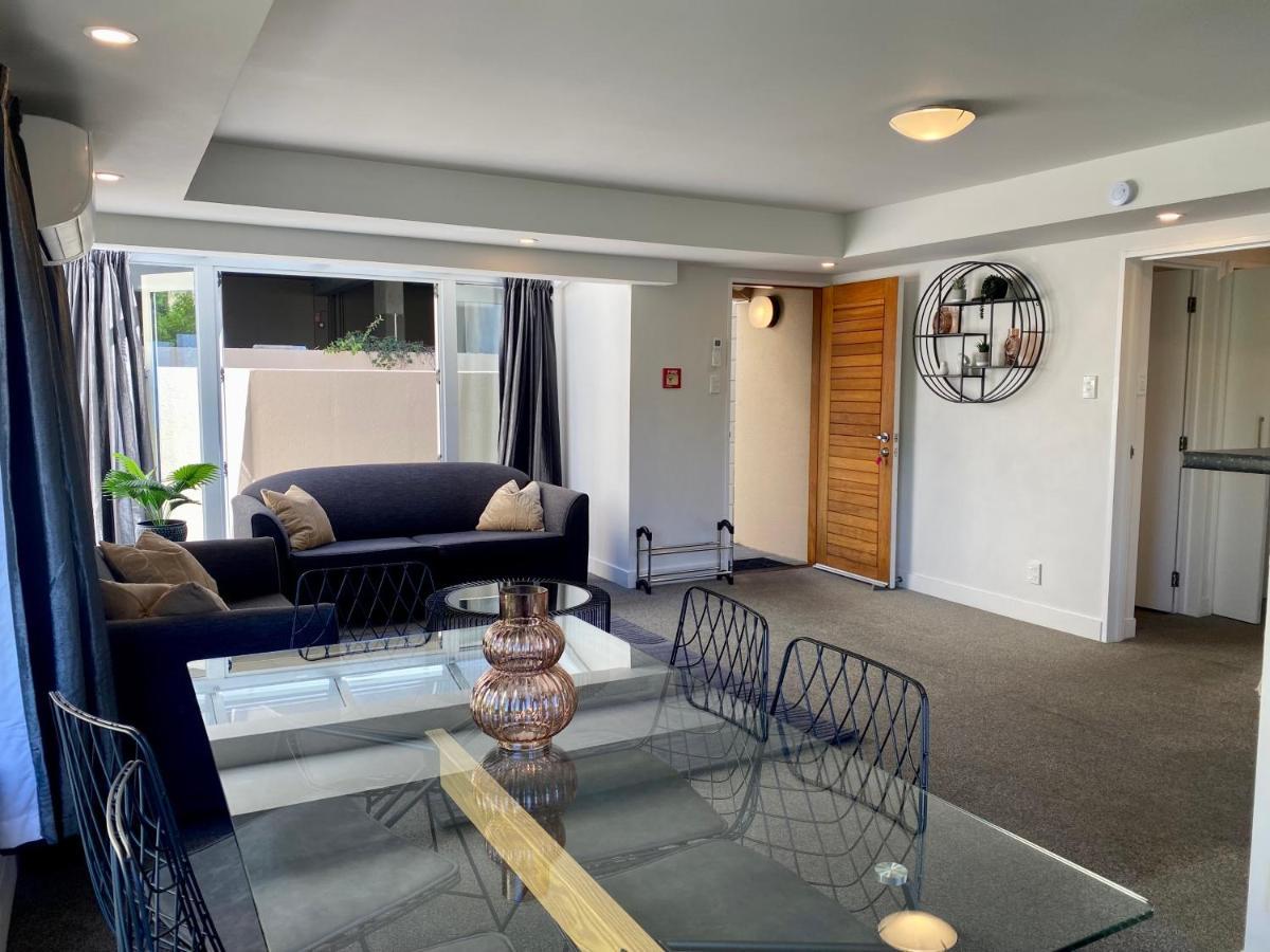 Lakefront Gem, Absolute Waterfront Queenstown Bagian luar foto